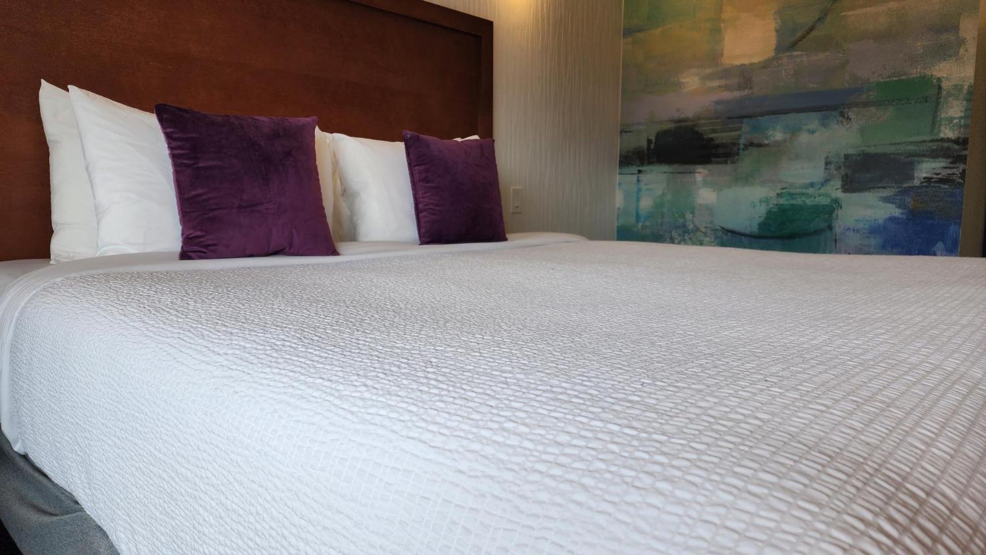 Coast Metro Vancouver Hotel Burnaby Extérieur photo