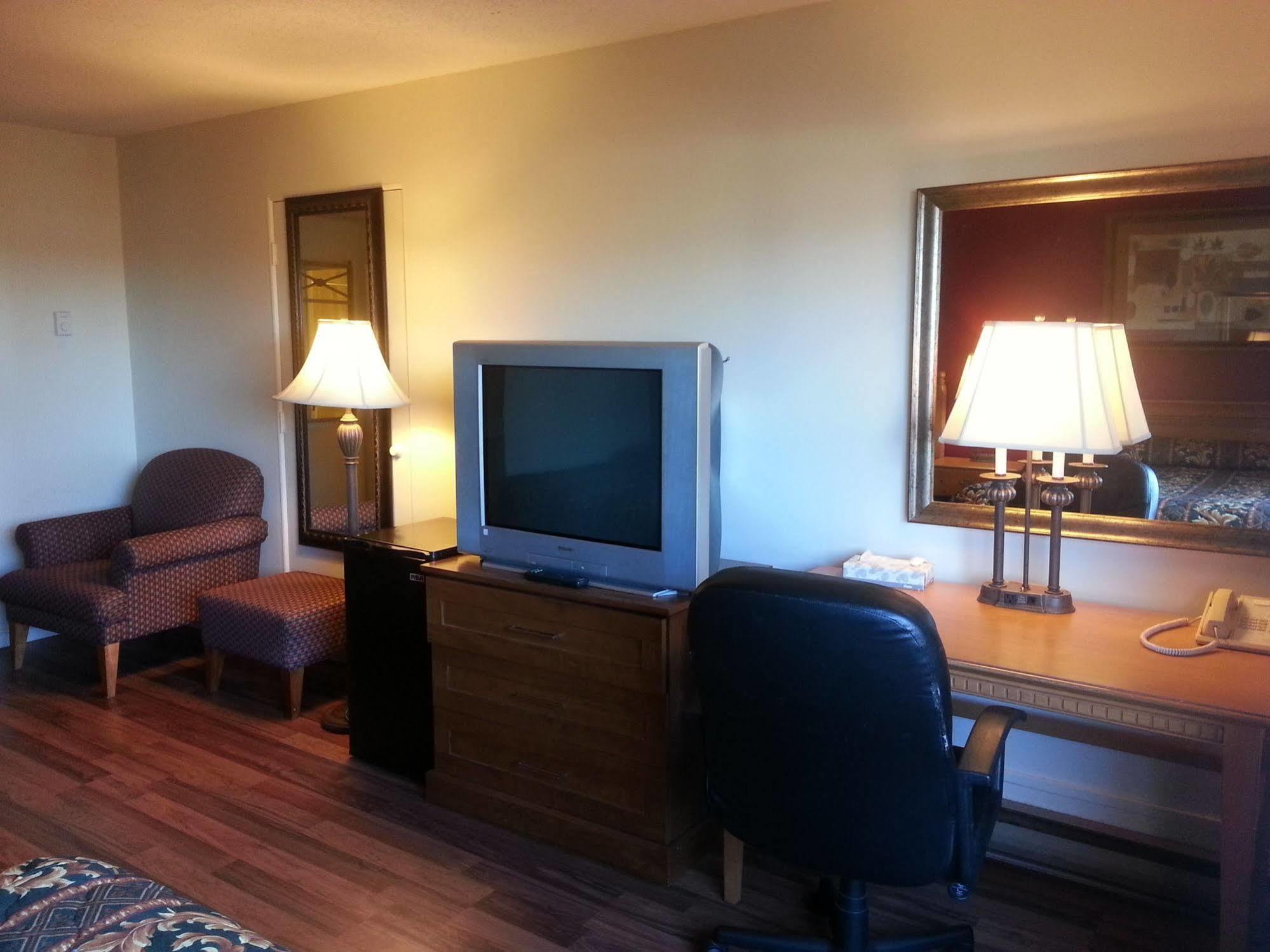 Coast Metro Vancouver Hotel Burnaby Extérieur photo